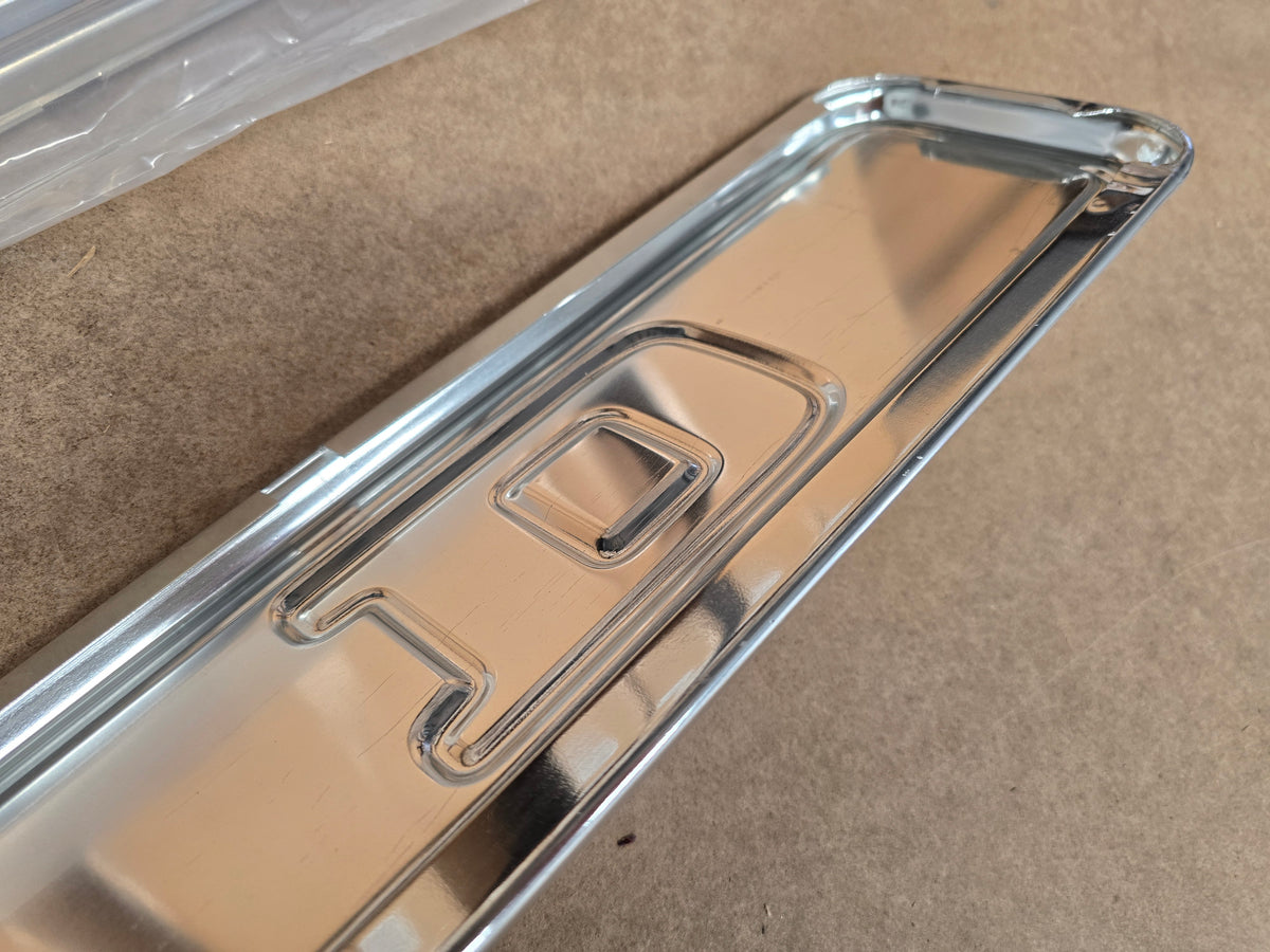 Tailgate FORD trim F100,250,350 1967-1972