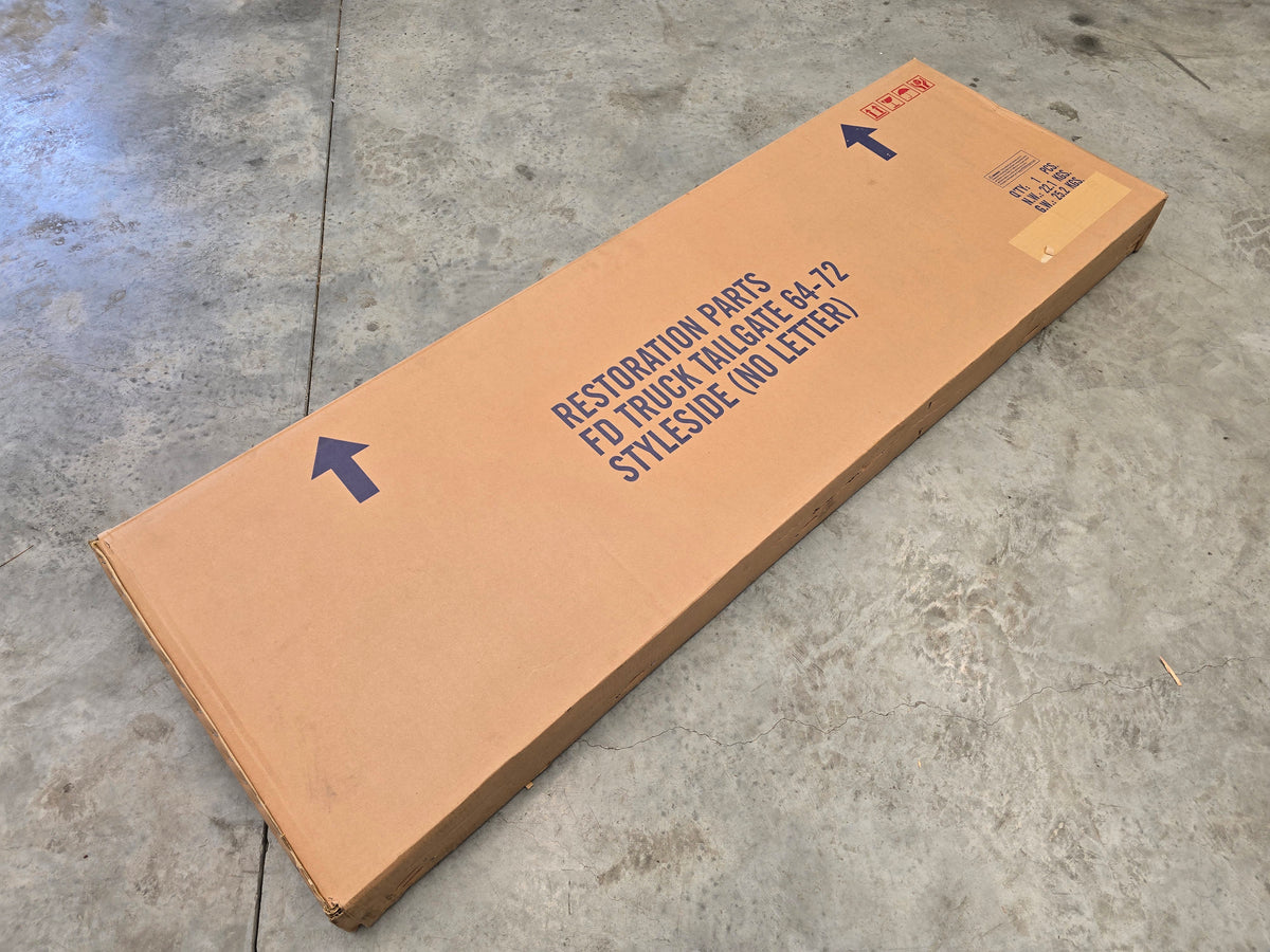 Tailgate FORD F100,250,350 1964-1972 (no lettering)