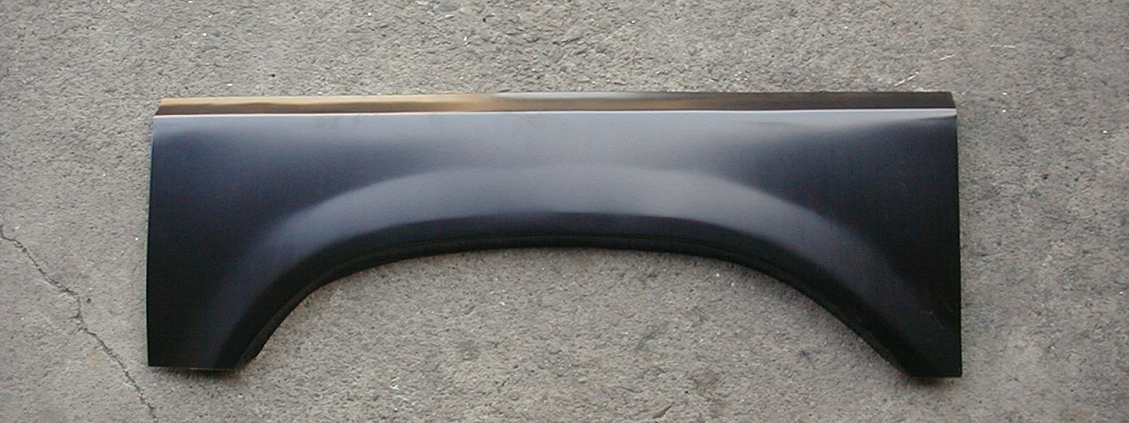 Ford Truck/Bronco UPPER WHEEL ARCH 73-79 LH (RFP111CL)(39"x14")